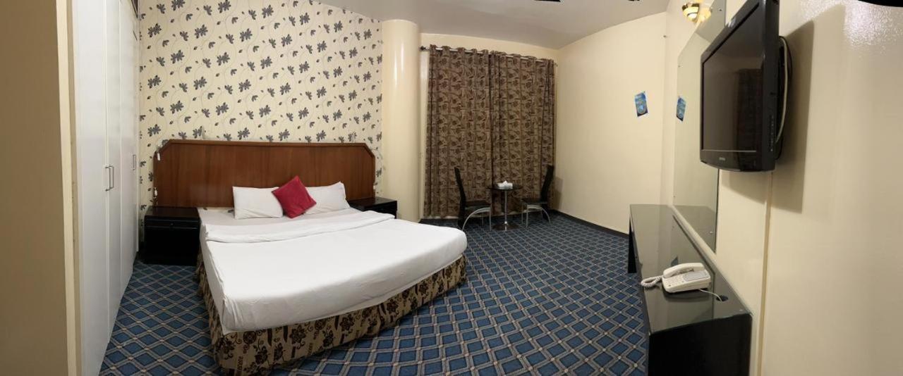 Al Zahabiya Hotel Apartments Dubai Esterno foto